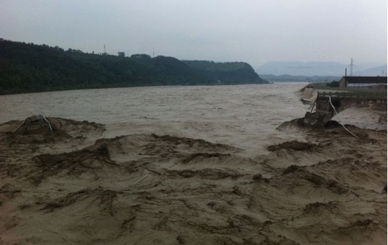 四川連遭暴雨襲擊，安全因素尤重要(圖1)