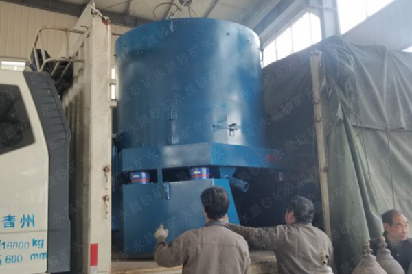 河南客戶訂購的100型離心機發(fā)貨(圖1) 河南客戶訂購的100型離心機發(fā)貨(圖1)
