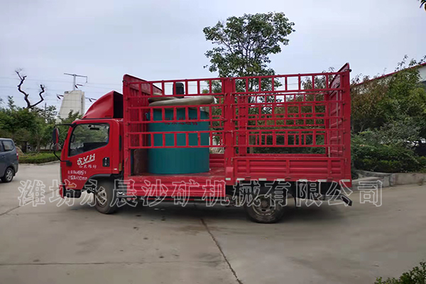 發(fā)往甘肅天水的離心機(jī)，攪泥筒(圖3)
