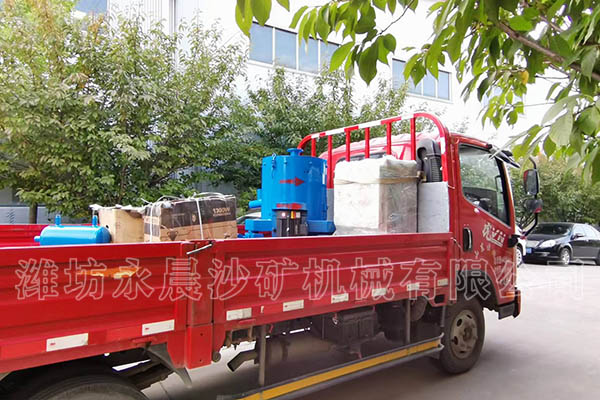 發(fā)往江西石城的離心機(圖3)