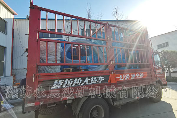 發(fā)往江西石城的離心機(jī)(圖3)